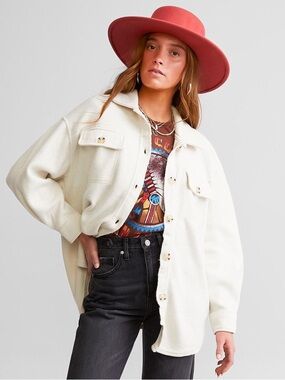 “CoffeeShop New York” Shacket